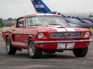 mustang-dream-toy-garage