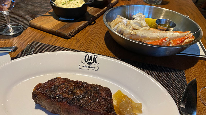 oak-steakhouse-meal